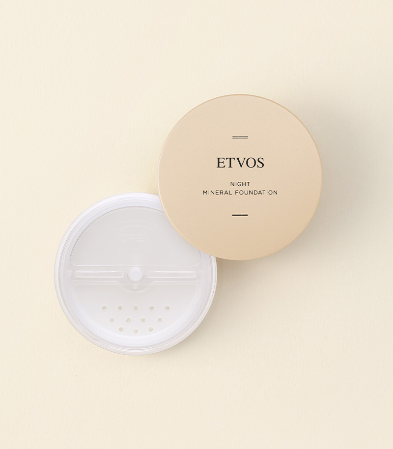 ナイトミネラルファンデーション